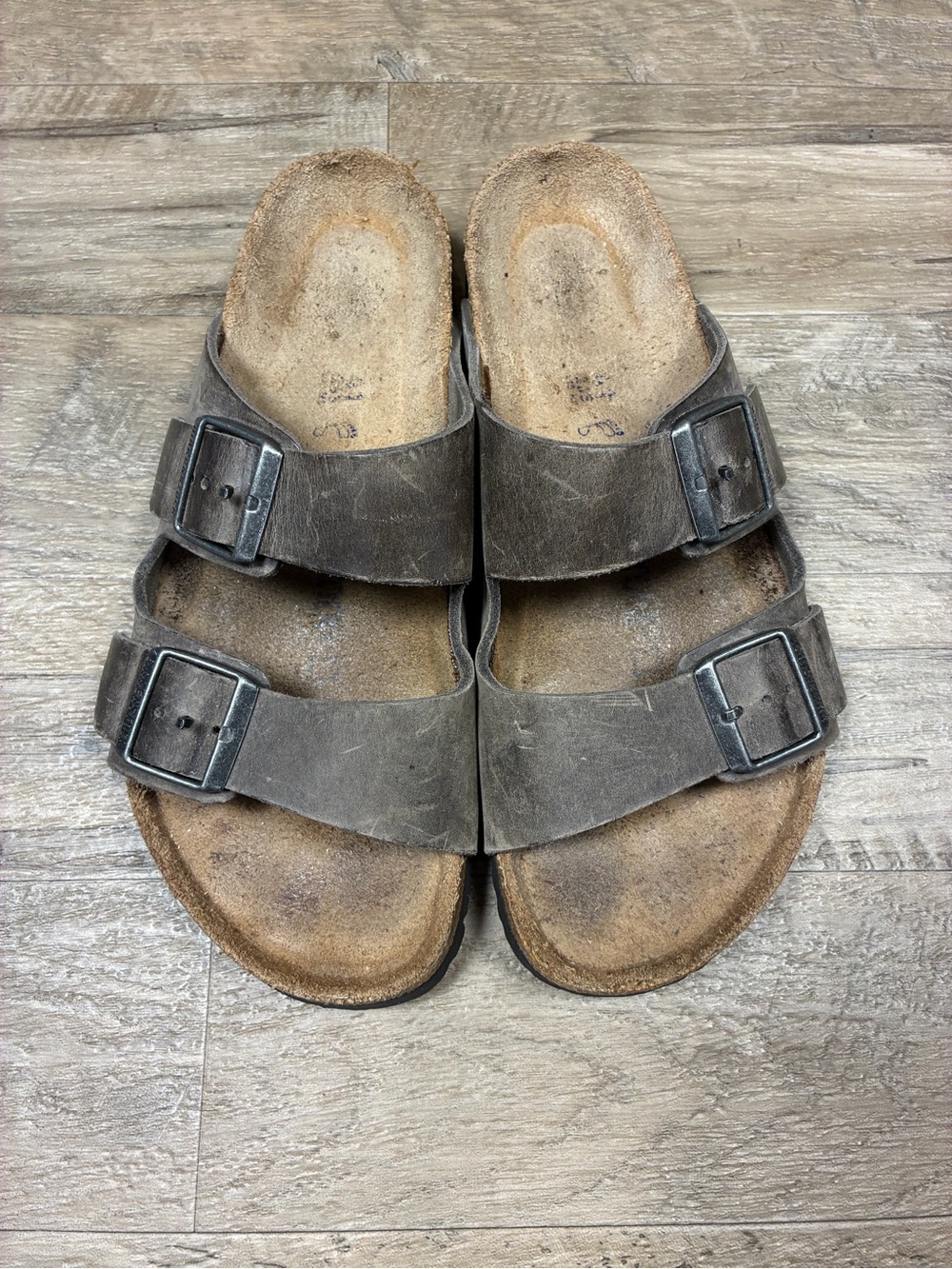 Birkenstock Arizona Leather Buckle Sandals Unisex 41